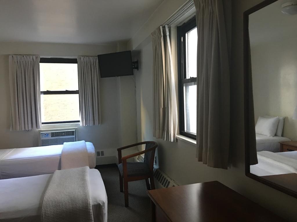 Seafarers International House Hotel New York Exterior photo